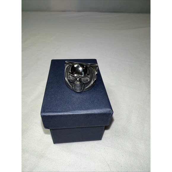 Bandmax Other - Bandmax Stainless Steel Skull Ring Flames On Sides Size 9 Men's